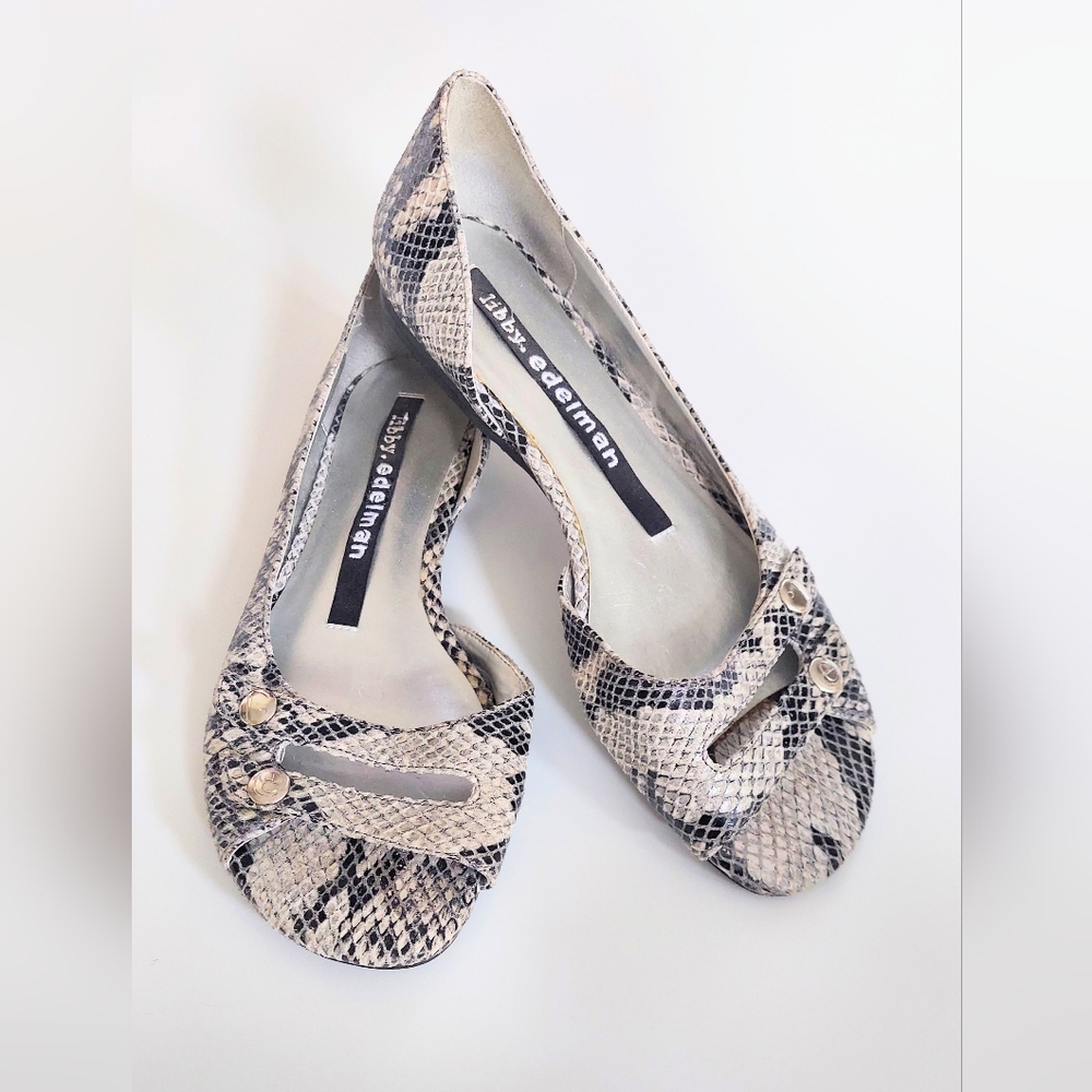 Libby Edelman Size 8M Steffi Snake Print Peep Toe Flats Slip On